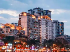 华为Mate XTS三折叠手机首发星闪车钥匙，鸿蒙6.0开启智能出行新体验