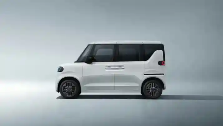 特朗普突发奇想：批准进口萌系神车！日本K-Car登陆美国，只因总统亲赞太可爱了