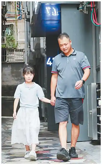 暑期新风尚:新就业群体团聚公寓开启安居新篇章