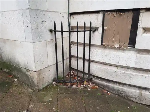 防尿漆来袭!纽约小便罚单创新高引热议