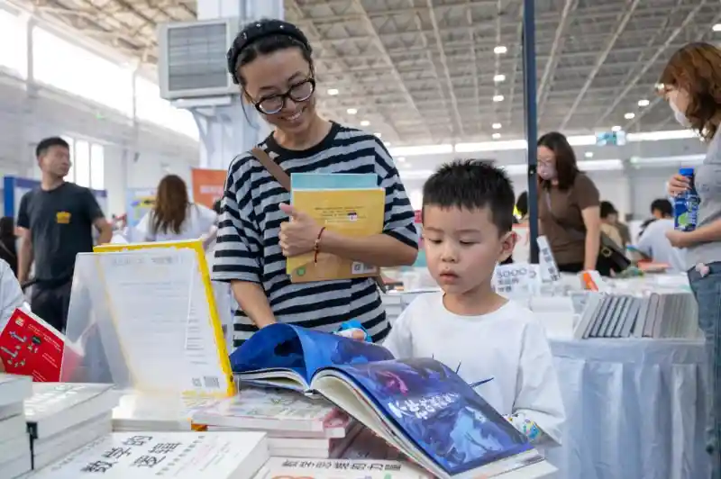 书香北疆：呼和浩特暑期阅读风暴席卷全城