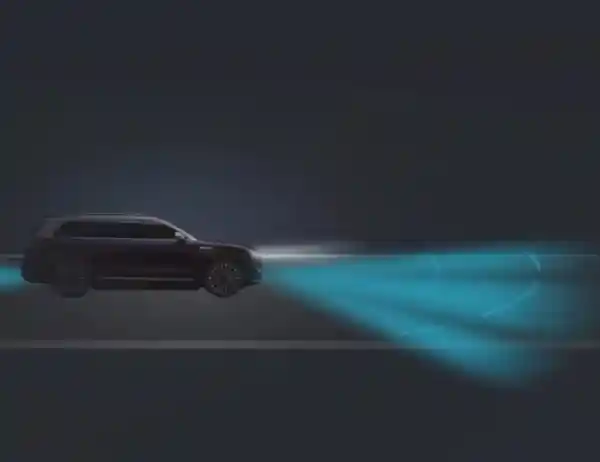 大雾中智驾显神威，华为高管：雷达比人眼更靠谱